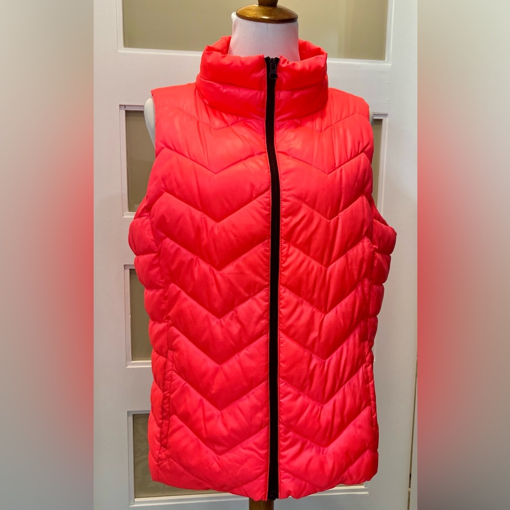 SO Women's Bright Coral Quilted Vest Size XL